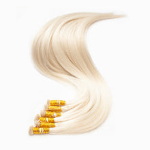 Charger l&#39;image dans la galerie, Ice Blonde Hand Tied Weft Hair Extensions #1001
