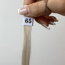Cargar y reproducir el video en el visor de la galería, Platinum Ash Blonde Hand Tied Weft Hair Extensions #65
