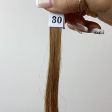 Charger et lire la vidéo dans la visionneuse de la Galerie, Light Red Brown Nano Bead Hair Extensions #30

